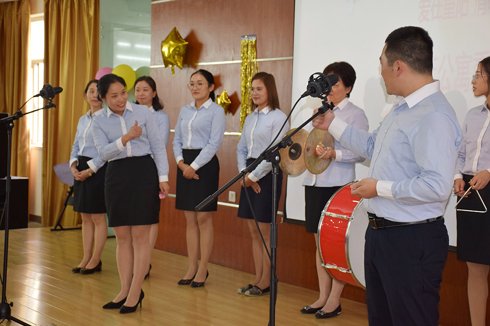 重阳文艺汇演 (1).JPG